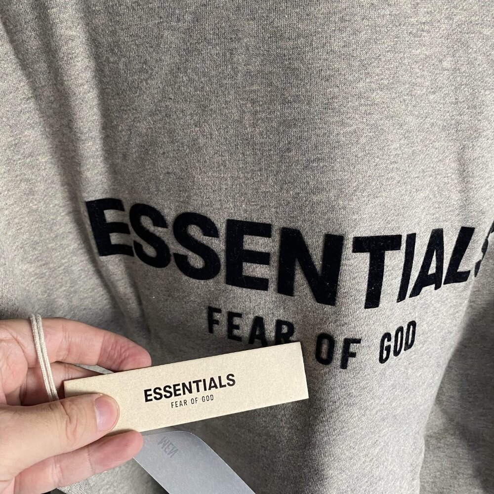 Fear of God Essentials Hoodie Dark Oatmeal - Picture 5 of 9